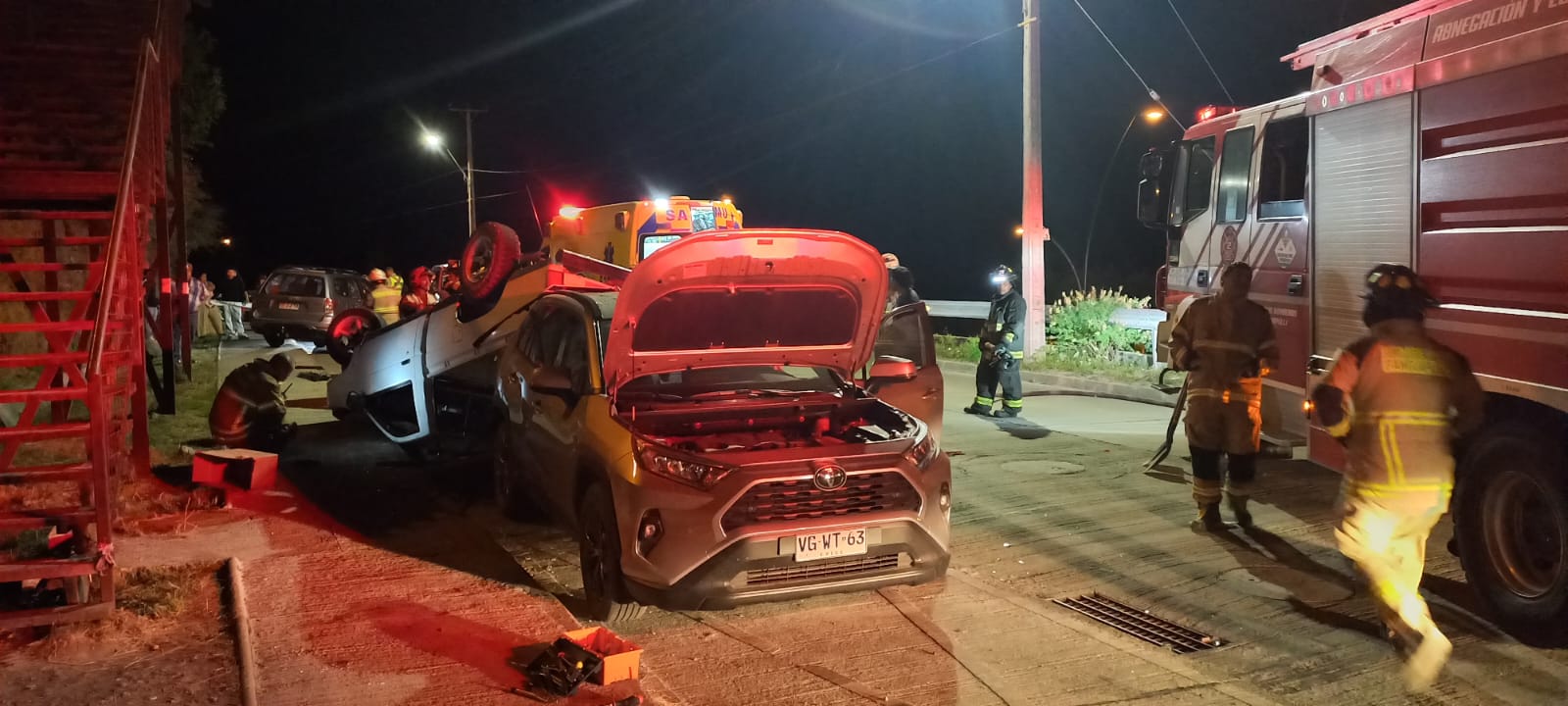 Volcamiento en sector costanera de Panguipulli dejó un lesionado
